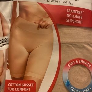 Jockey bundle top and bottom 😀😀